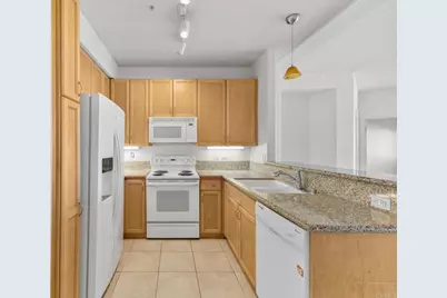 330 J Street #402, San Diego, CA 92101 - Photo 2