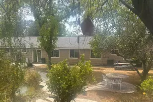 2758 Kauana Loa, Escondido, CA 92029 - Photo 2