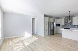 155 Las Flores Dr, San Marcos, CA 92069 - Photo 8