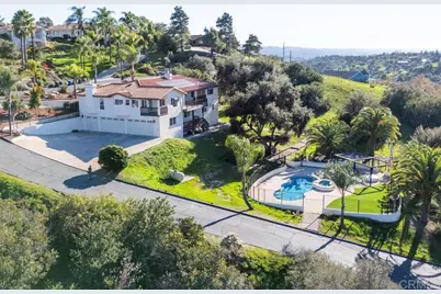 2230 Calle Dos Lomas, Fallbrook, CA 92028 - Photo 2