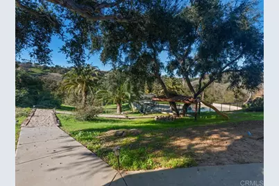 2230 Calle Dos Lomas, Fallbrook, CA 92028 - Photo 40