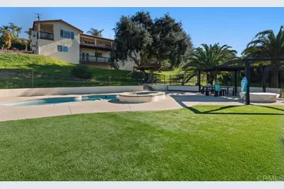 2230 Calle Dos Lomas, Fallbrook, CA 92028 - Photo 44