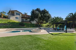 2230 Calle Dos Lomas, Fallbrook, CA 92028 - Photo 44