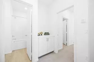 1047 Arrowood Trl, Vista, CA 92081 - Photo 18