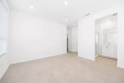 1047 Arrowood Trail, Vista, CA 92081 - Photo 20