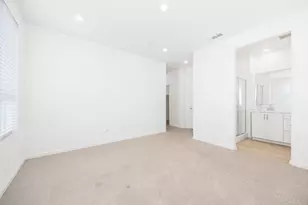 1047 Arrowood Trl, Vista, CA 92081 - Photo 20