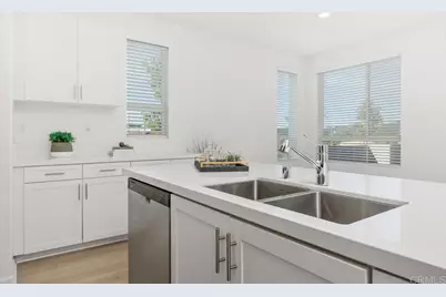 1047 Arrowood Trail, Vista, CA 92081 - Photo 14