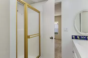 2130 Sunset Dr, Vista, CA 92081 - Photo 30