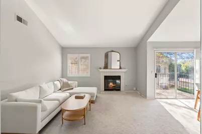 11325 Avenida De Los Lobos Unit D, San Diego, CA 92127 - Photo 6