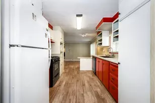 2280 E Valley Pkwy, Escondido, CA 92027 - Photo 10