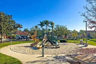 561 Chesterfield Cir, San Marcos, CA 92069 - Photo 68