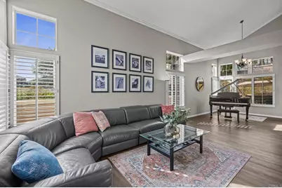 7083 Zubaron Lane, Carlsbad, CA 92009 - Photo 4