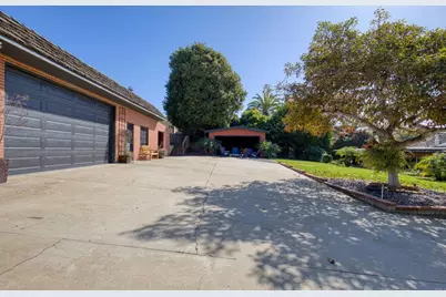 215 N Vulcan Drive, Encinitas, CA 92024 - Photo 12