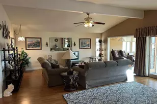 5252 Harvest Ct, Oceanside, CA 92057 - Photo 4