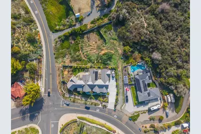 4269 Hillside Drive, Carlsbad, CA 92008 - Photo 6