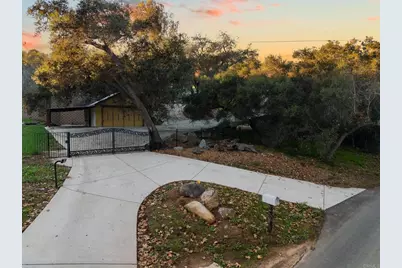 901 S Live Oak Park Road, Fallbrook, CA 92028 - Photo 26