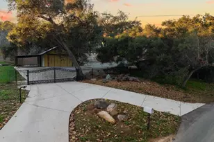 901 S Live Oak Park Rd, Fallbrook, CA 92028 - Photo 26