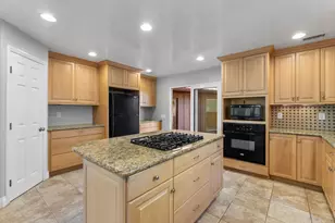 901 S Live Oak Park Rd, Fallbrook, CA 92028 - Photo 36