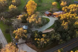 901 S Live Oak Park Rd, Fallbrook, CA 92028 - Photo 4