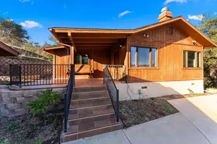 901 S Live Oak Park Rd, Fallbrook, CA 92028 - Photo 16