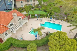 700 Sea Cliff Way, Oceanside, CA 92056 - Photo 36