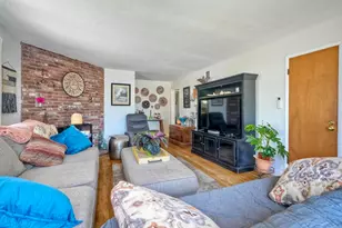 1080 Buena Pl, Carlsbad, CA 92008 - Photo 6