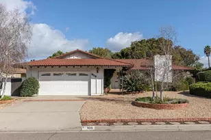 909 San Pablo Dr, San Marcos, CA 92078 - Photo 2