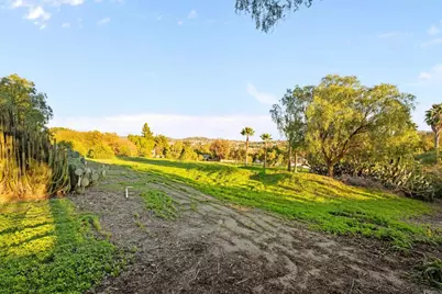 668 Plumosa Avenue, Vista, CA 92081 - Photo 8