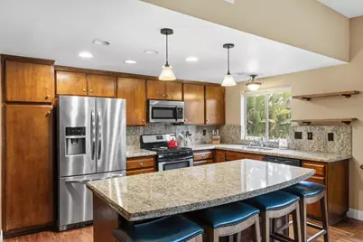 855 Rosemary Lane, Vista, CA 92081 - Photo 4