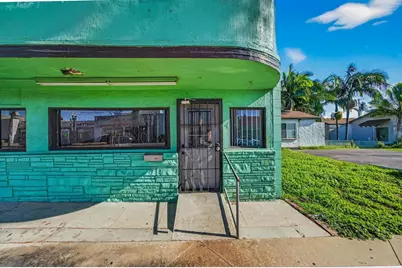 1307 S Main Street, Santa Ana, CA 92707 - Photo 2