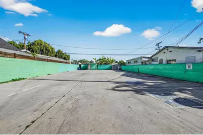 1307 S Main Street, Santa Ana, CA 92707 - Photo 30