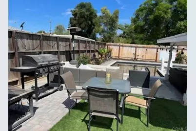 1037 Kings Road, Escondido, CA 92027 - Photo 16