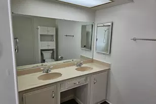 1010 E Bobier Dr, Vista, CA 92084 - Photo 6
