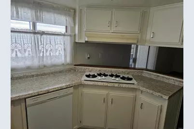 1010 E Bobier Dr #174, Vista, CA 92084 - Photo 2
