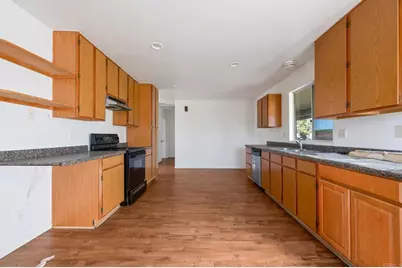 2058 Hawley Drive, Vista, CA 92084 - Photo 8