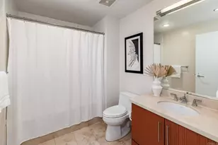 325 Seventh Ave, San Diego, CA 92101 - Photo 18