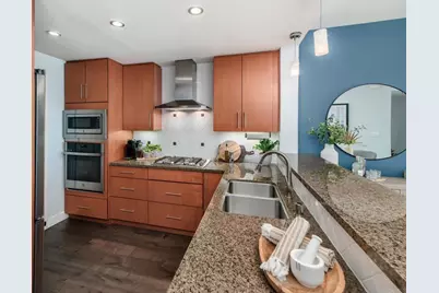 325 7th Avenue #1001, San Diego, CA 92101 - Photo 10