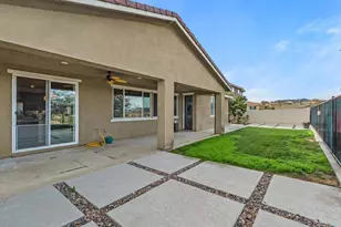 33802 Edge Ln, Temecula, CA 92592 - Photo 28