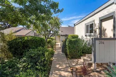 204 Cerco Rosado, San Marcos, CA 92069 - Photo 2