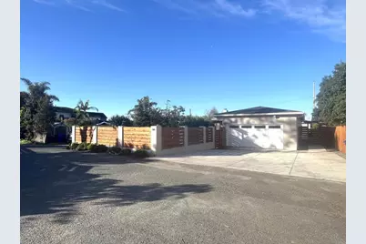 804 & 814 Clark Avenue, Encinitas, CA 92024 - Photo 2