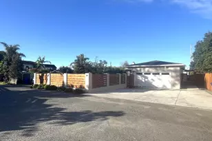 804 & 814 Clark Ave, Encinitas, CA 92024 - Photo 2