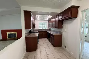 734 N Midway Dr, Escondido, CA 92027 - Photo 4