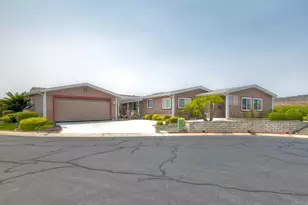 1477 Salem Ct, Oceanside, CA 92057 - Photo 2