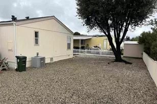 21423 Bramble Way, Saugus, CA 91350 - Photo 6