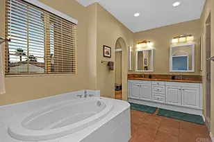 13518 Moonflower Meadows Trail, San Diego, CA 92130 - Photo 24