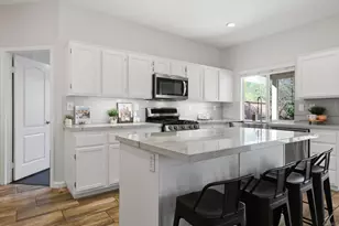 5051 Lake Circle Rd, Fallbrook, CA 92028 - Photo 12