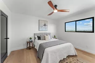 5777 Desert View Dr, La Jolla, CA 92037 - Photo 34