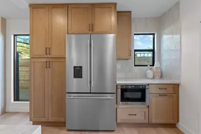 5777 Desert View Dr., La Jolla, CA 92037 - Photo 8