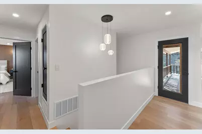 5777 Desert View Dr., La Jolla, CA 92037 - Photo 16