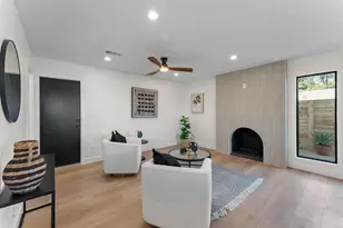 5777 Desert View Dr, La Jolla, CA 92037 - Photo 14